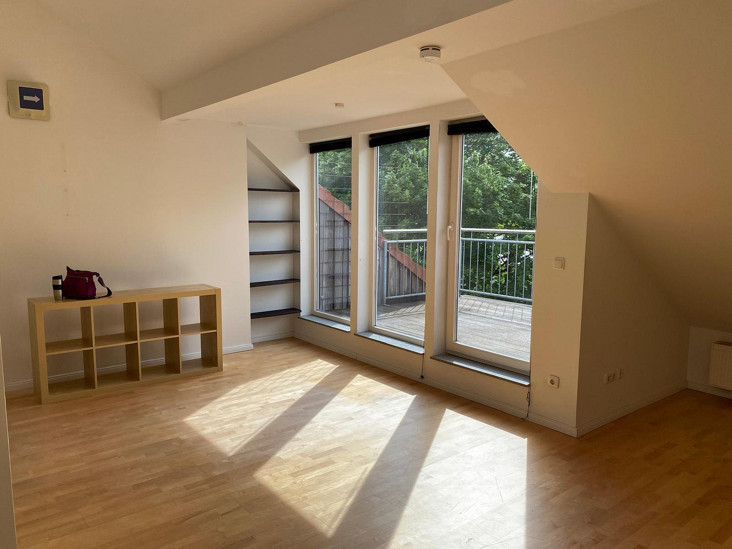 Lichtdurchflutete Dachgeschoßwohnung in Barmbek-Nord mit eigenem Stellplatz