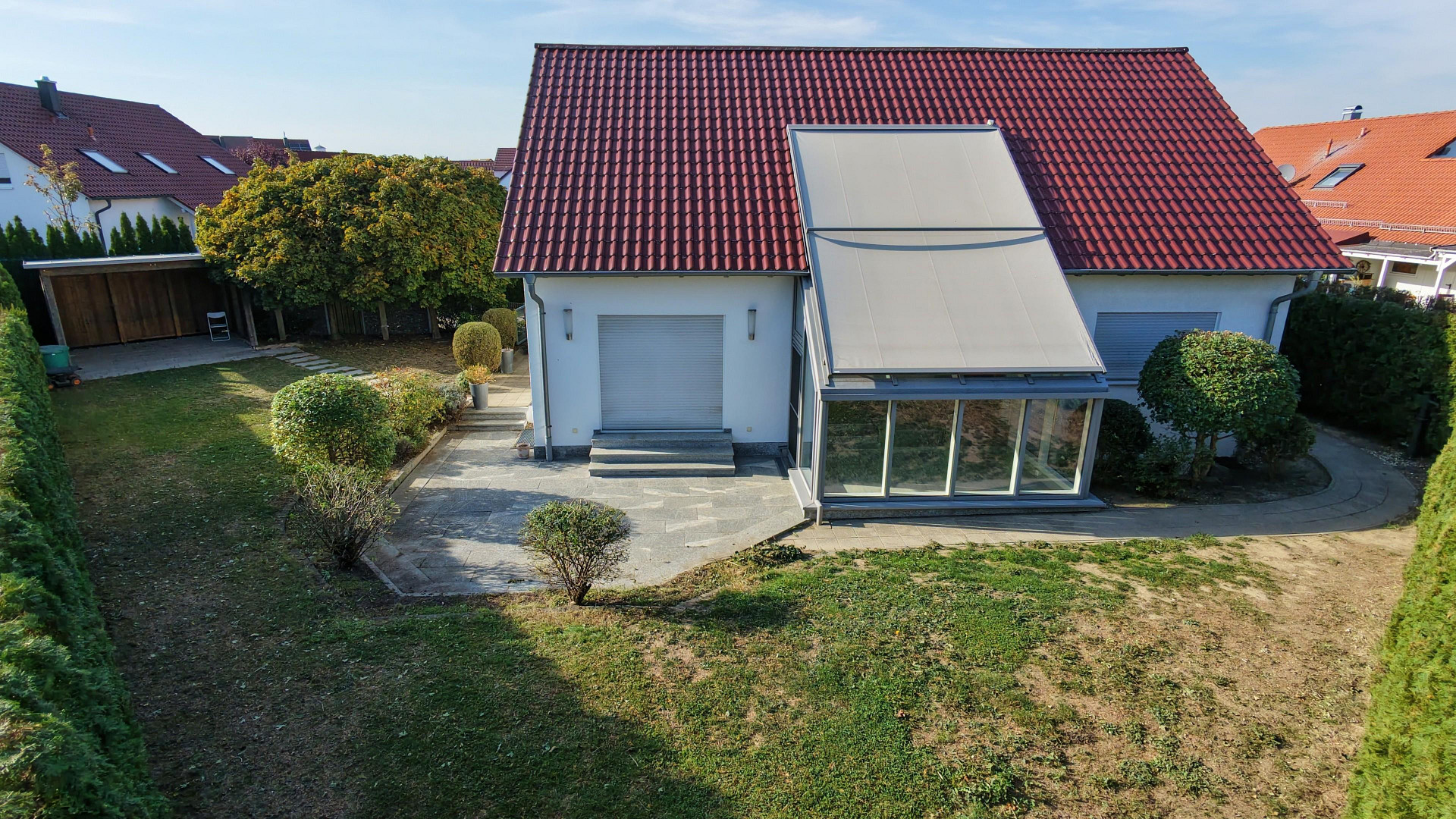 Modernes Architektenhaus für die große Familie