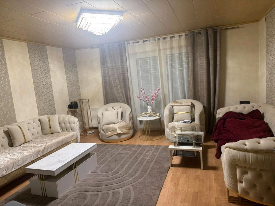 4ZKB+2 Balkone Wohnung zu verkaufen!
