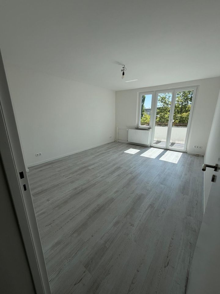 +++ Kernsaniert +++ 2 Zimmer 55m² Wohnung Altstadt Spandau Berlin