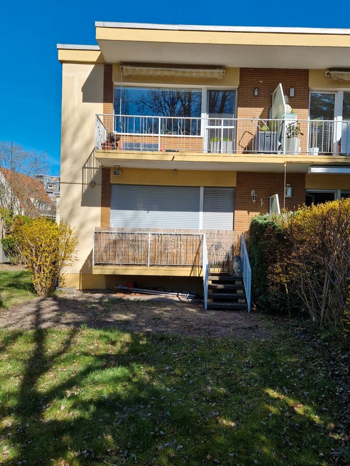2 nebeneinander liegende Wohnungen mit Garten,1x frei,1xvermiet