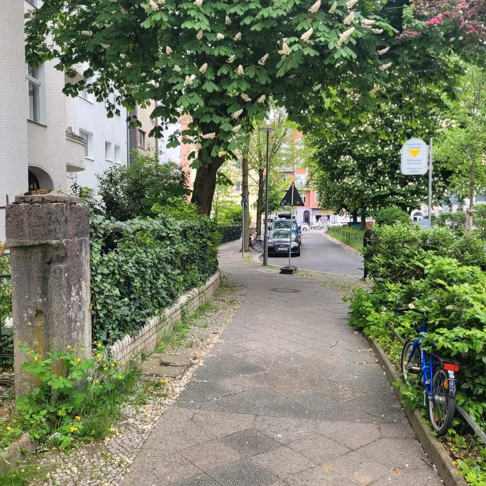 2 Zimmer Wohnung ca 50m2 Akazienkiez Schöneberg