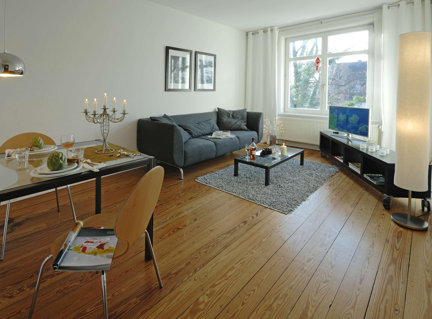 2-Zimmer-Altbauwohnung mit Balkon – voll möbliert, 57 m² in Winterhude, Nähe Stadtpark