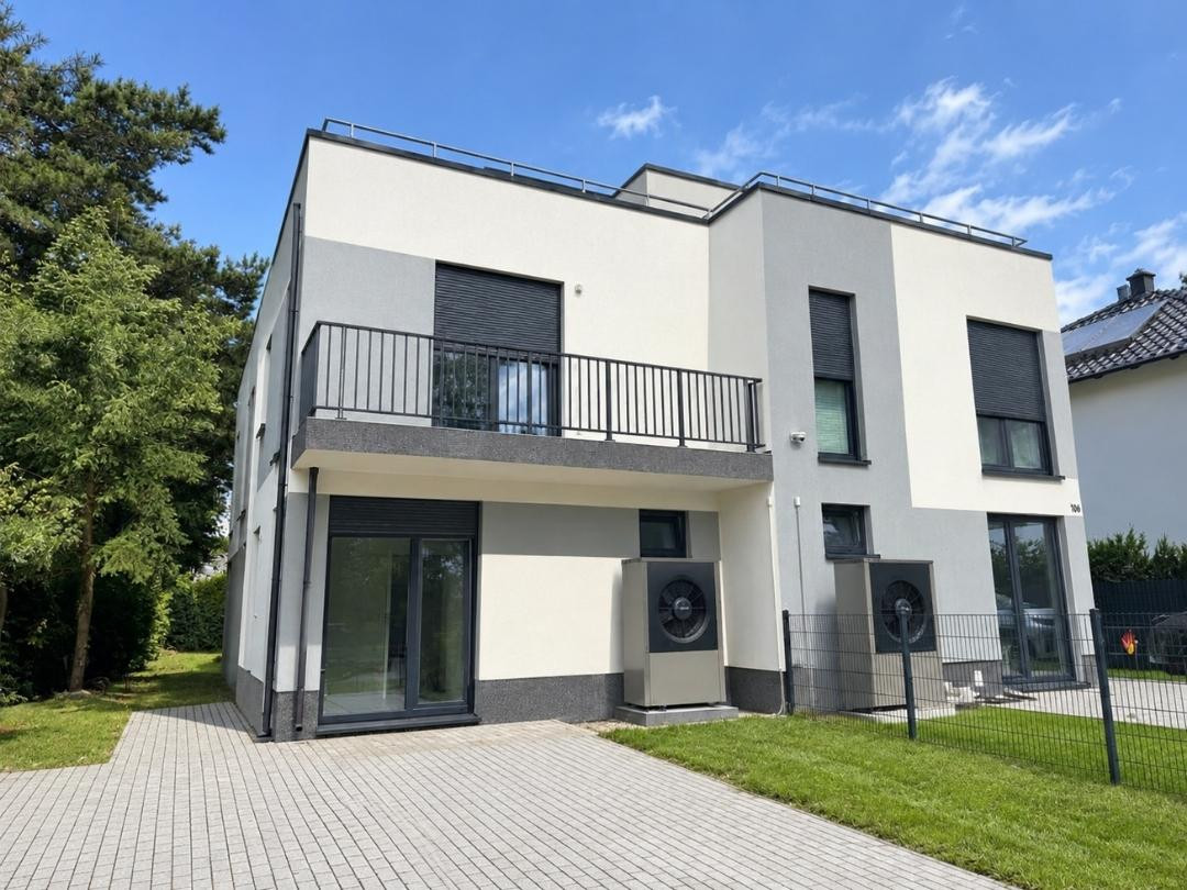 Neubau-Doppelhaushälfte A+ in Berlin-Müggelheim – 150 m², große Dachterrasse, provisionsfrei