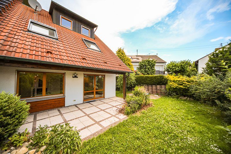 Modernisierte DHH in Traumlage – mit Garten & Homeoffice (neu)