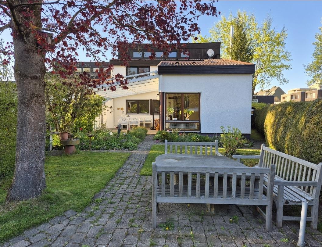 Lichtdurchflutetes Reihenendhaus am Waldrand – familienfreundlich & stadtnah in Ulm-Wiblingen