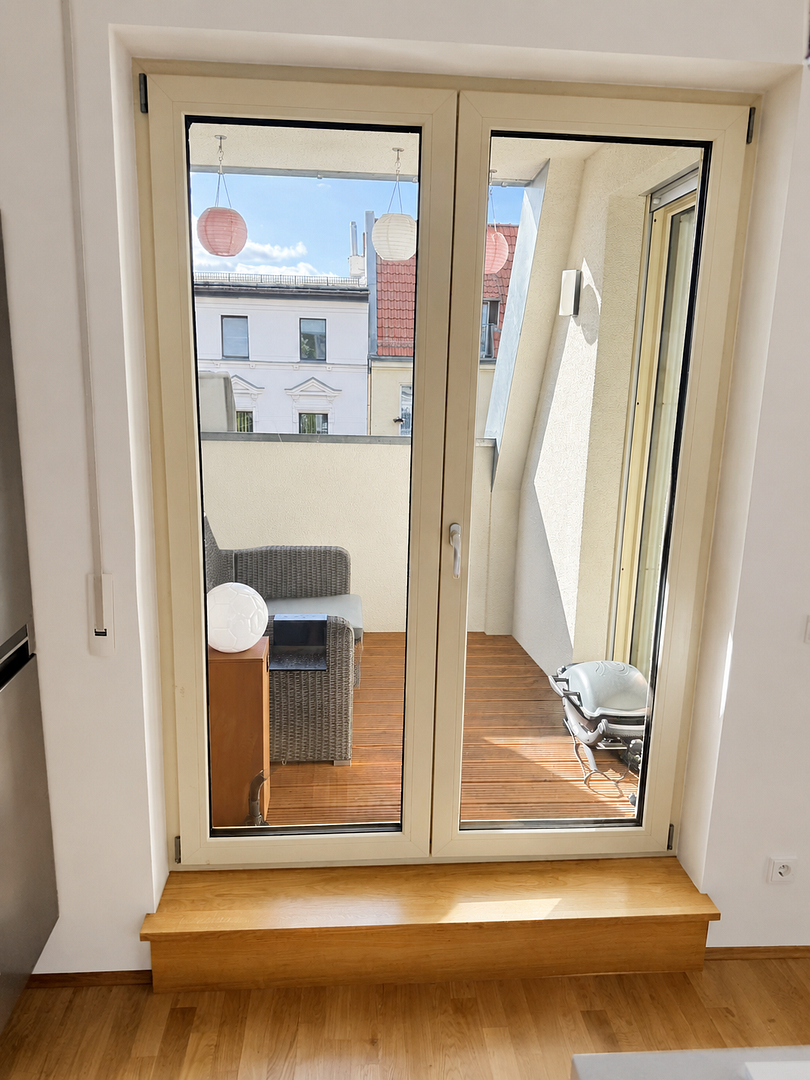 Penthouse-Feeling mit Dachterrasse, Aufzug & Klima – provisionsfrei von privat