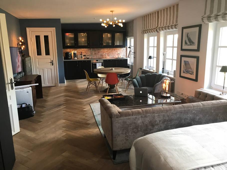 Luxus Studio-Loft Harvesterhude Löffelfertig möbliert zum Verkauf