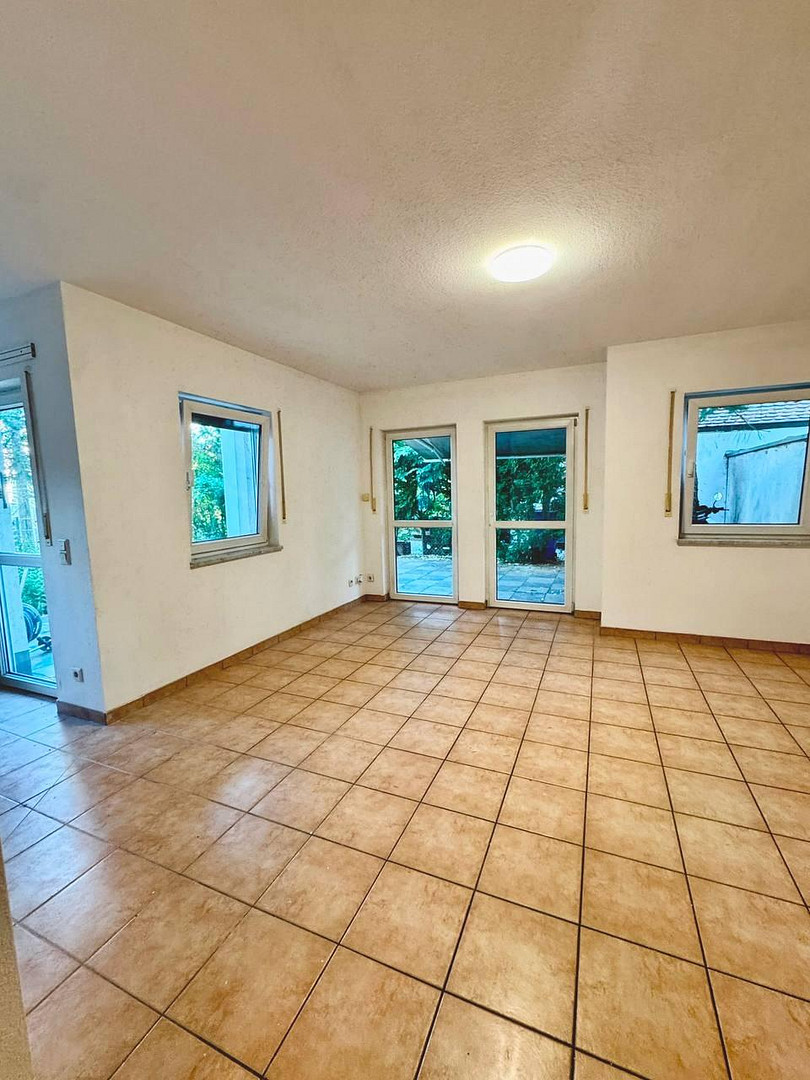 Sofort bezugsbereit, provisionsfrei, 7 Zimmer