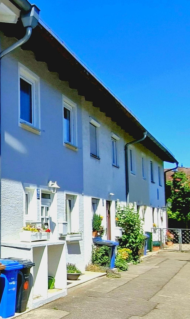 Seltene Gelegenheit: Ruhiges Reihenhaus in Ramersdorf. Provisionsfrei, grün & top angebunden