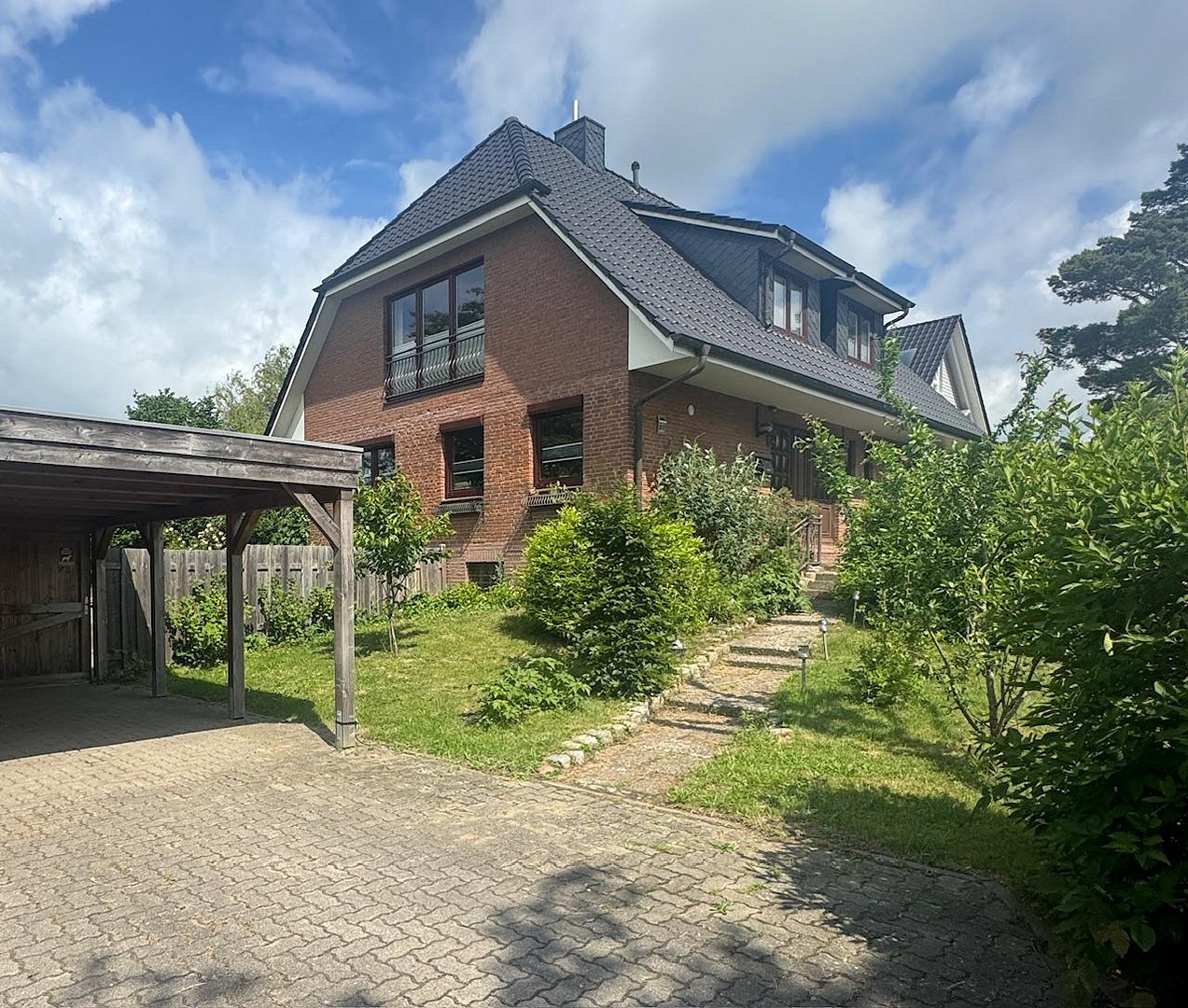 modernisiertes Ein-/Zweifamilienhaus mit Feldblick - PROVISIONSFREI