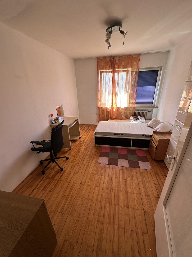Festpreis 6500€/qm Günstigste Wohnung Münchens! EBK Balkon