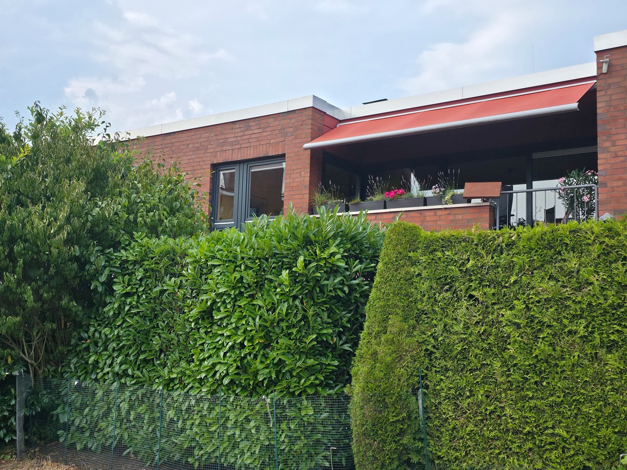 Lichtdurchflutete 4-Zimmer-Wohnung mit 138 m², inkl. Tiefgarage und Balkon in Hamburg-Bergedorf