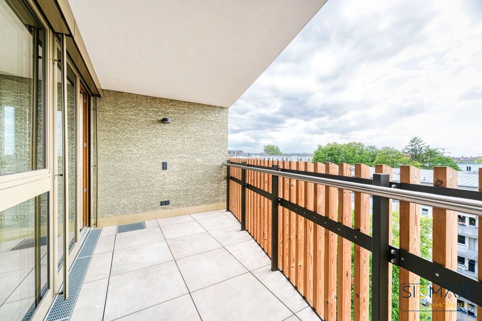 Wohnung Nr. 54: „Lichtdurchflutete 3-Zimmer-Wohnung im 5. OG – Traumhafte Aussicht über Bogenhausen“