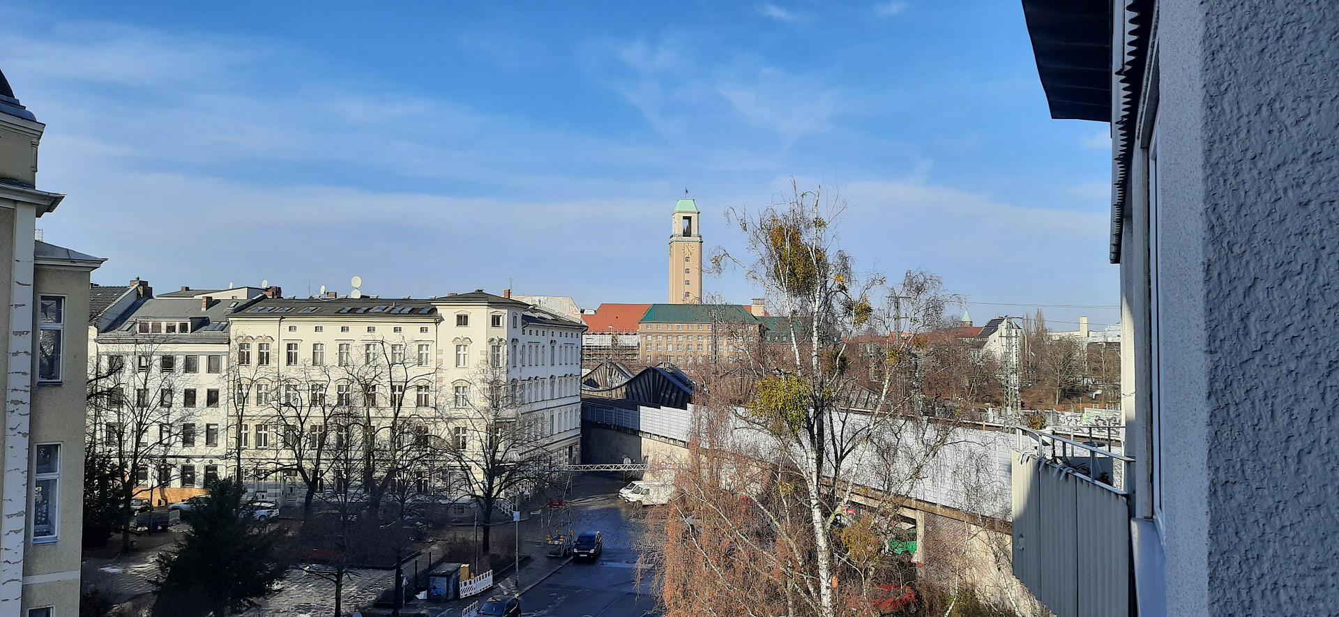 Provisionsfrei: Eigentumswohnung 2-Zimmer 5. Etage mit Balkon und Blick auf den Rathausturm Spandau