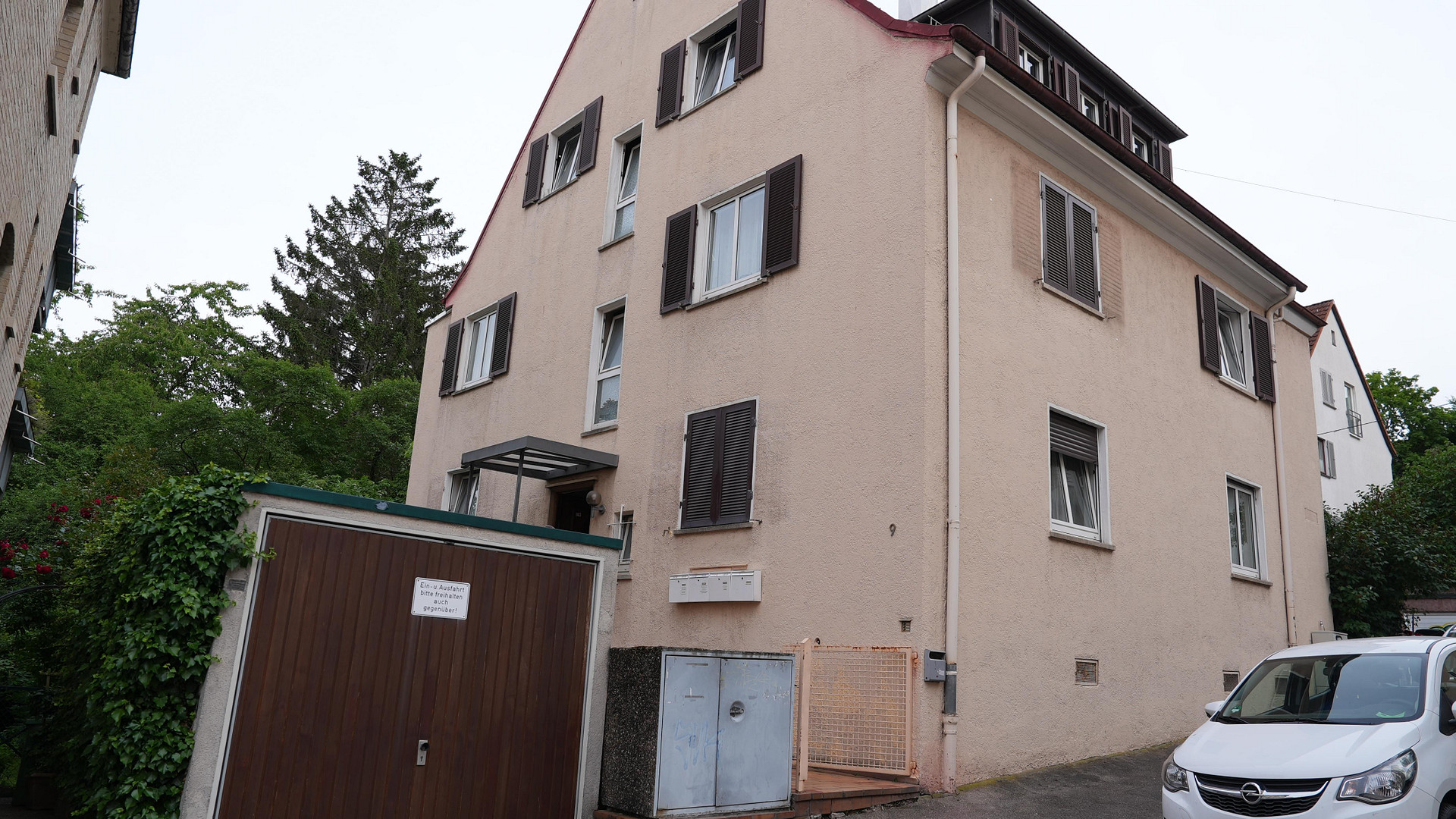 Krämerstraße 9, Stuttgart-Ost, 3FH vermietet, 890.000 Euro, BJ 1934, Ausbau 2015