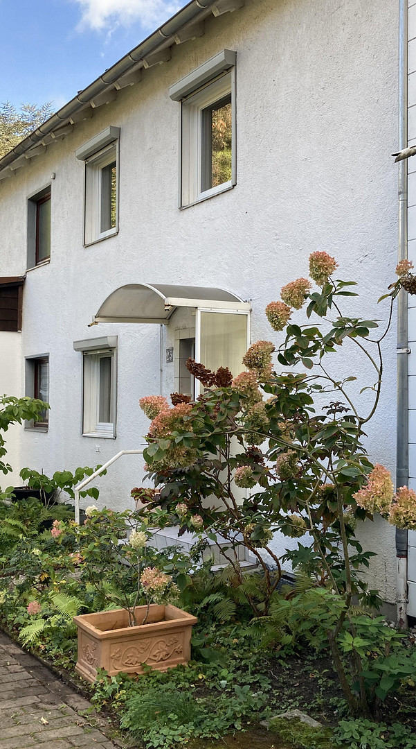 Bezugsfertig Reihenhaus_Hannover-Kichrode_Erbpacht aktuallisiert bis 2072_von privat