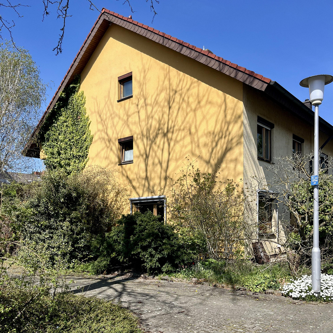 Großzügiges Reiheneckhaus in Mannheim-Wallstadt