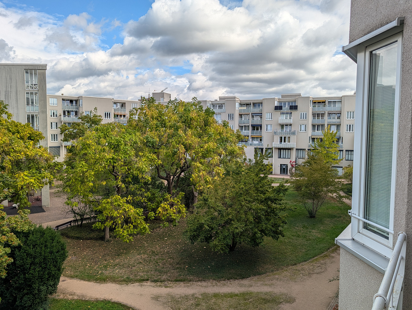 Sofort bezugsfrei von privat! Helle 81m² 3-Zimmer-Whg. mit Süd-Wintergarten & TG-Stellplatz nahe KIT