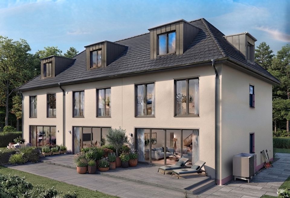 Stilvolle Neubau-Reihenendhäuser in München-Allach: Realteilung, KfW-55 und flexibler Grundriss