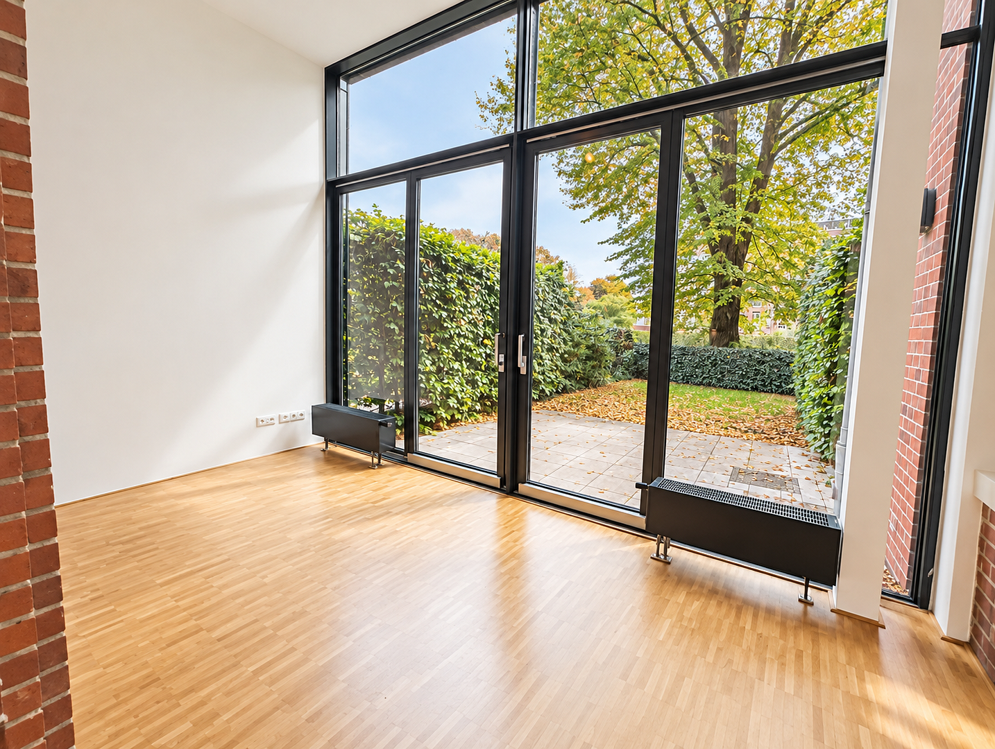 Stilvolles Wohnen im denkmalgeschützten Quartier 21 – 3-Zimmer-Wohnung mit Terrasse und Garten