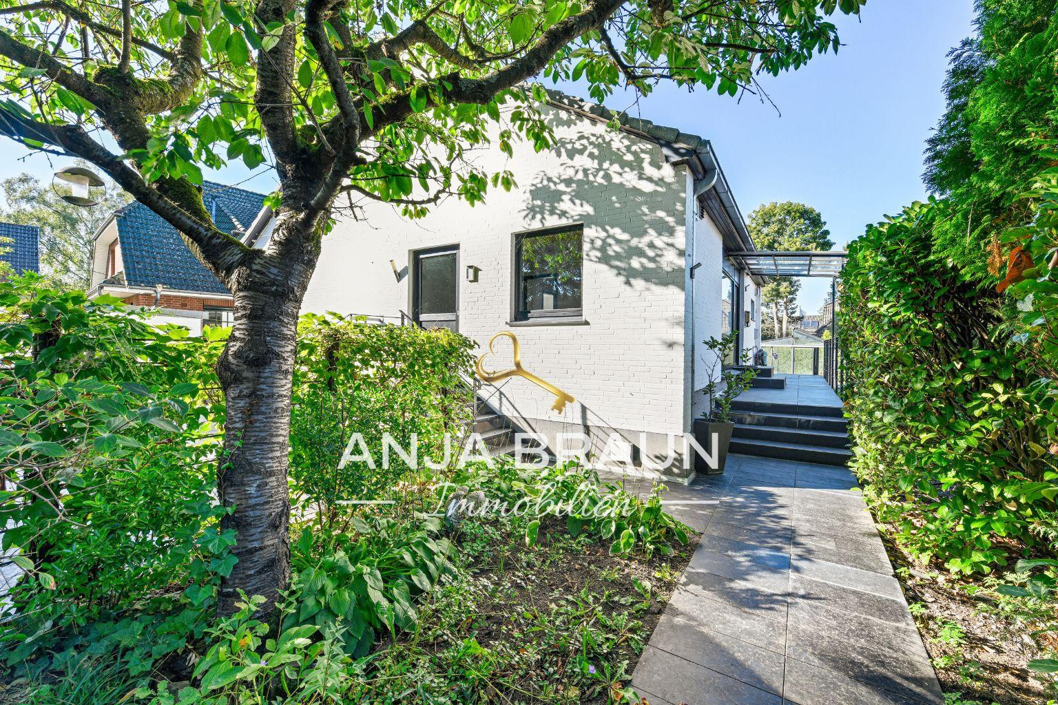 Freistehend in Schnelsen | ca. 247 m² Wohn- u. Nutzfläche