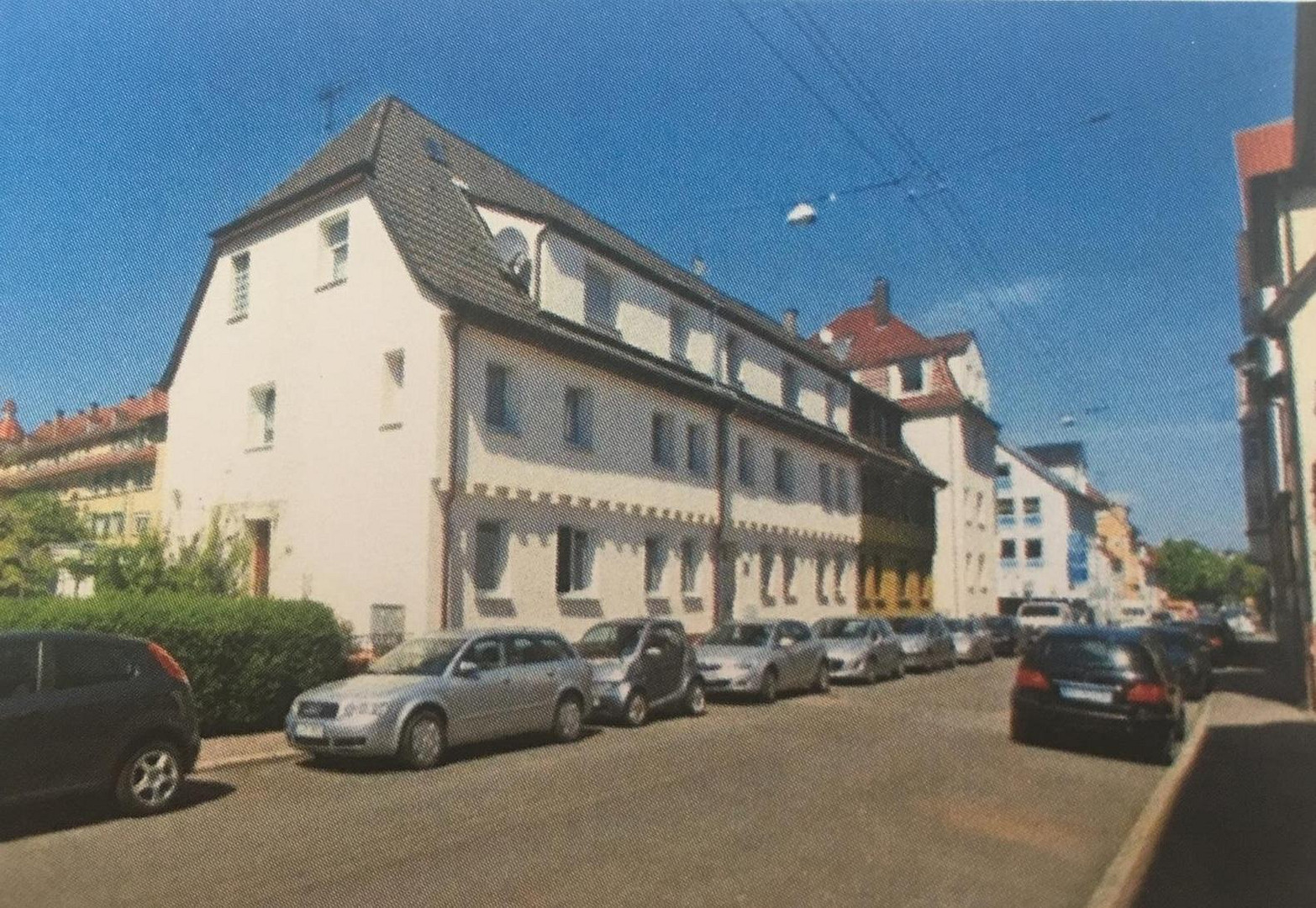 Vollvermietetes WG-Haus in Stuttgart, 10 Zimmer, 4,84 % Rendite, provisionsfrei
