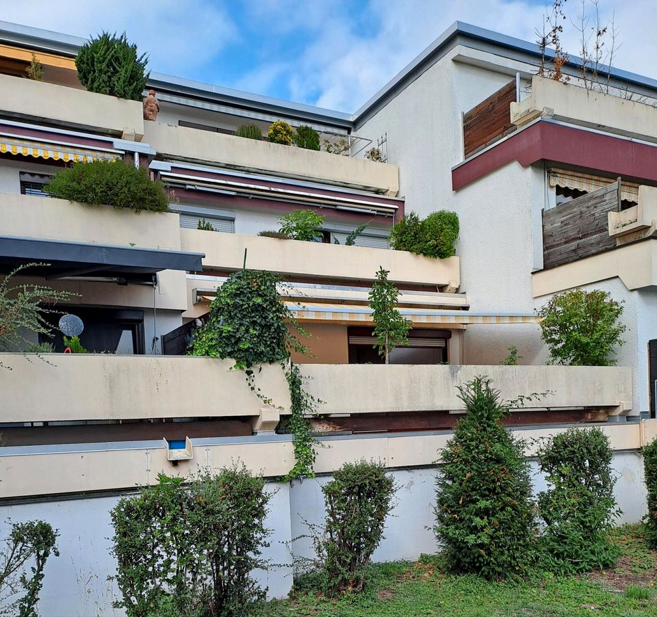 Renovierungsbedürftige 3-Zimmer-Terrassen-Wohnung 84qm Karlsfeld