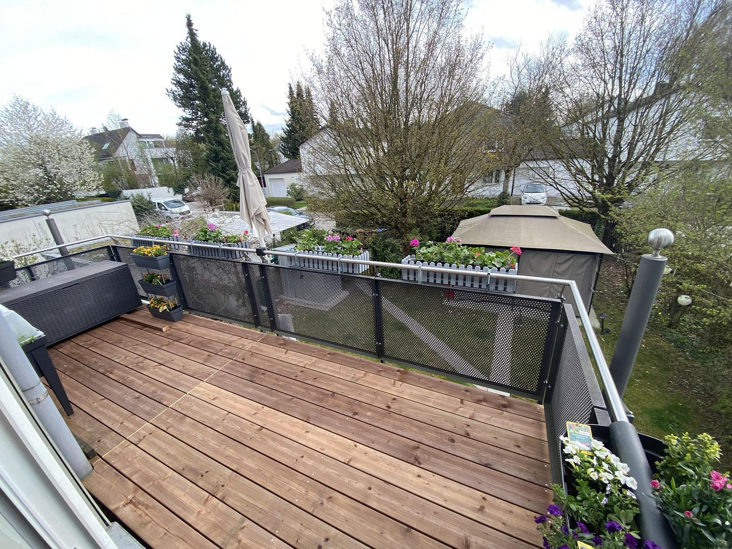 VON PRIVAT – Helle 3-Zimmer-Wohnung mit großem Südbalkon