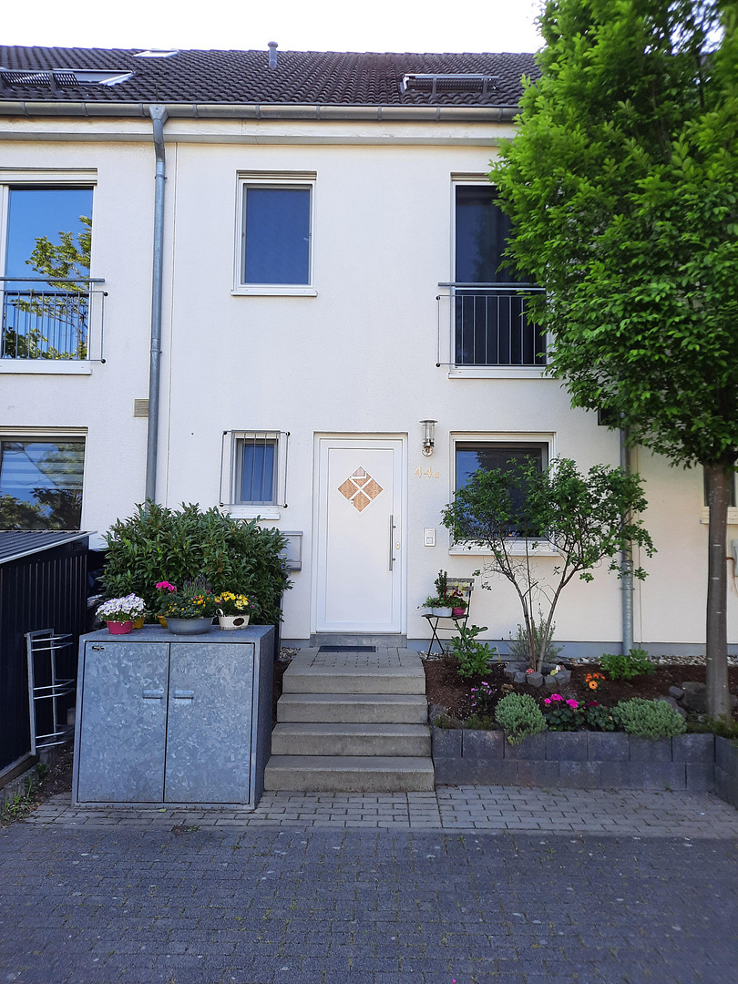 Helles freundliches Reihenmittelhaus im schönen D.-Wittlaer