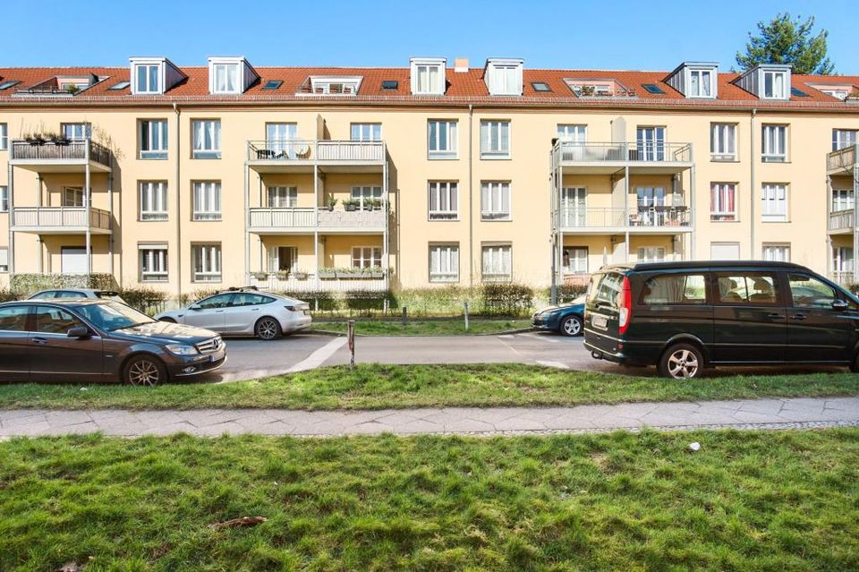 AKTION! Solide vermietete ETW in ruhiger Lage von Berlin-Zehlendorf