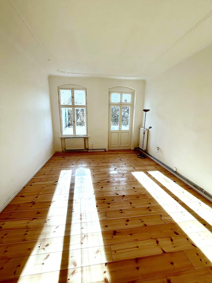 Süße bezugsfreue Traum-2-Zimmer-Whg im Schillerkiez Balkon - West - Altbau