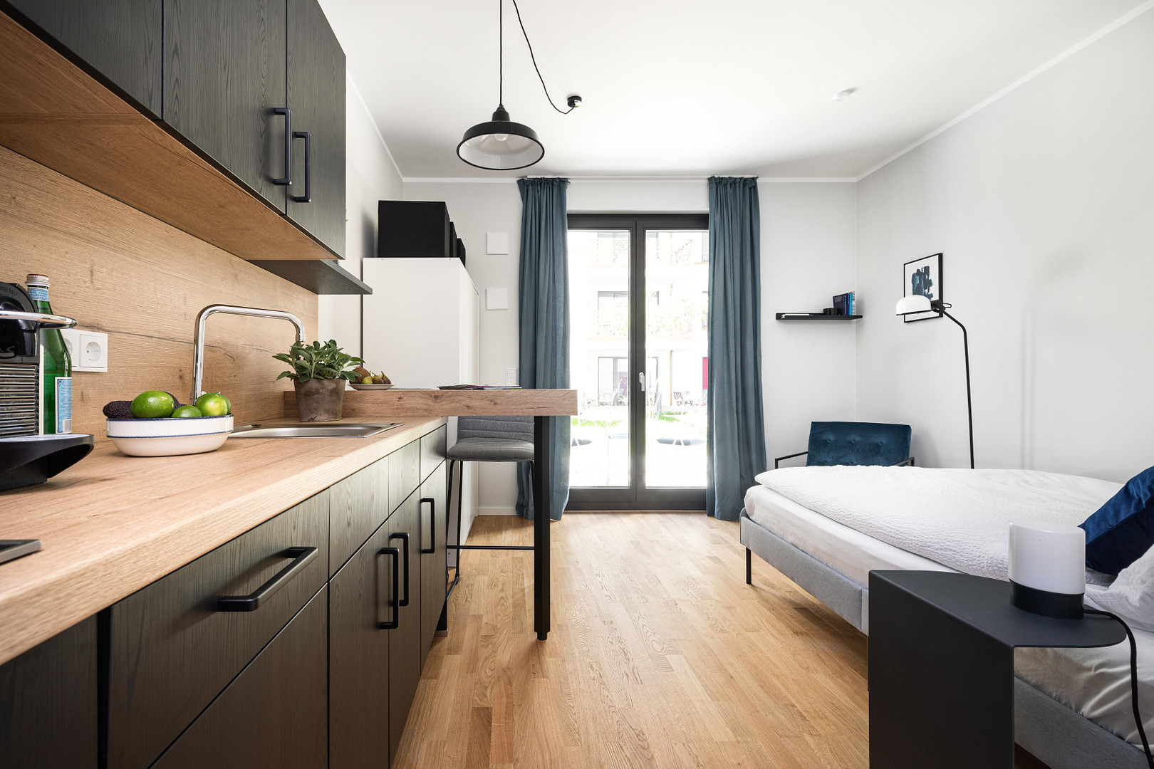 Modernes Apartment mit privater Terrasse in Berlin-Mitte – bezugsfrei & provisionsfrei