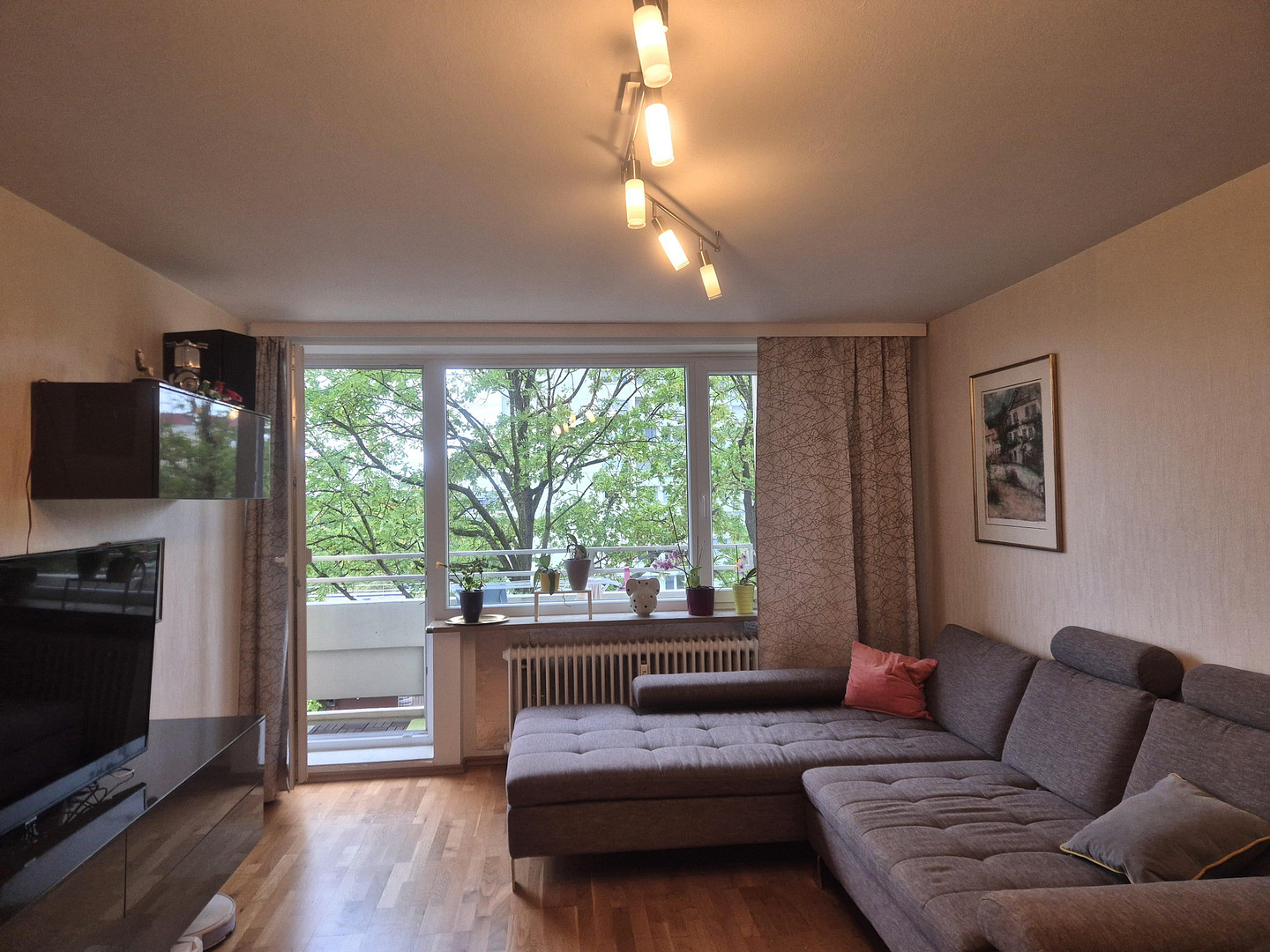 Helle 3-Zimmer-Eigentumswohnung mit Westbalkon, TG & Aufzug in München-Feldmoching – provisionsfrei