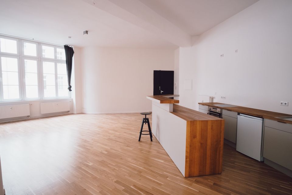 Helles Loft nahe Oranienplatz – 98 m² im ruhigen Hinterhaus