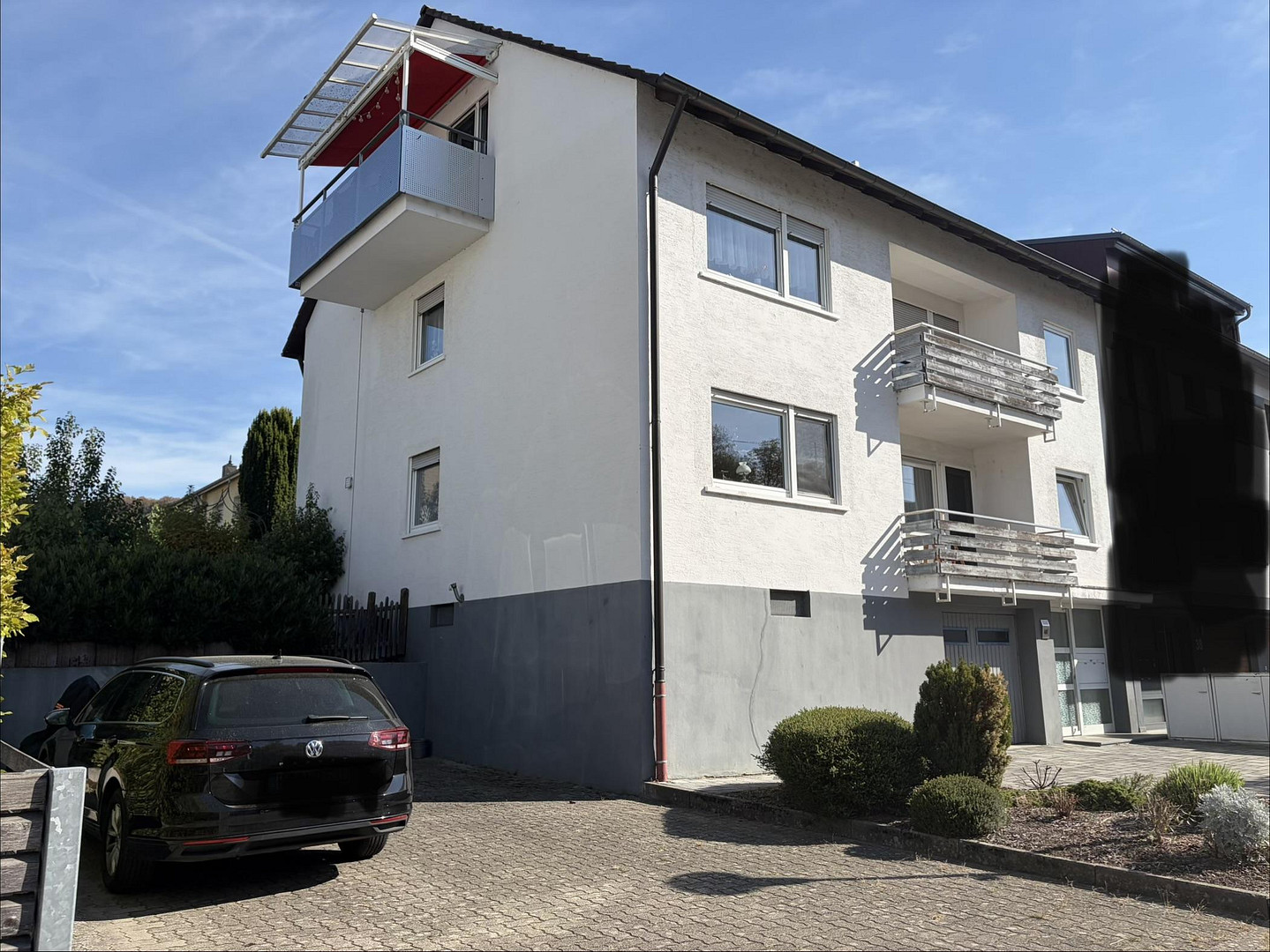 Modern und lichtdurchflutet – 3-Zimmer-Dachgeschosswohnung in Karlsruhe-Grötzingen