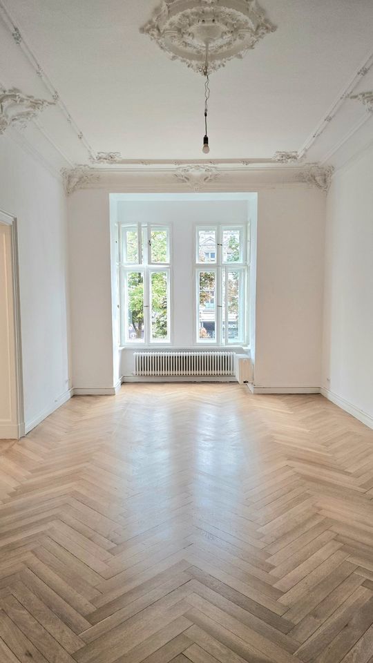 103 m² Altbau mit hohen Decken, Balkon & viel Licht – bezugsfrei 