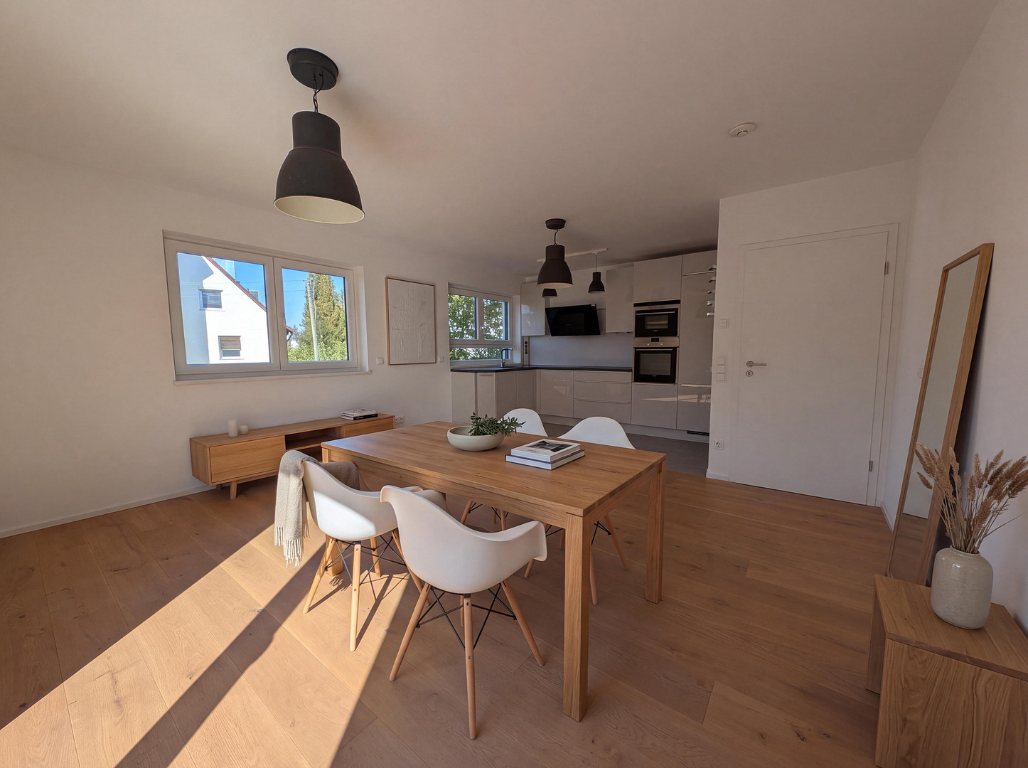 Moderne 2-Zimmer-Wohnung mit großem Balkon und TG-Stellplatz in München-Obermenzing – provisionsfrei