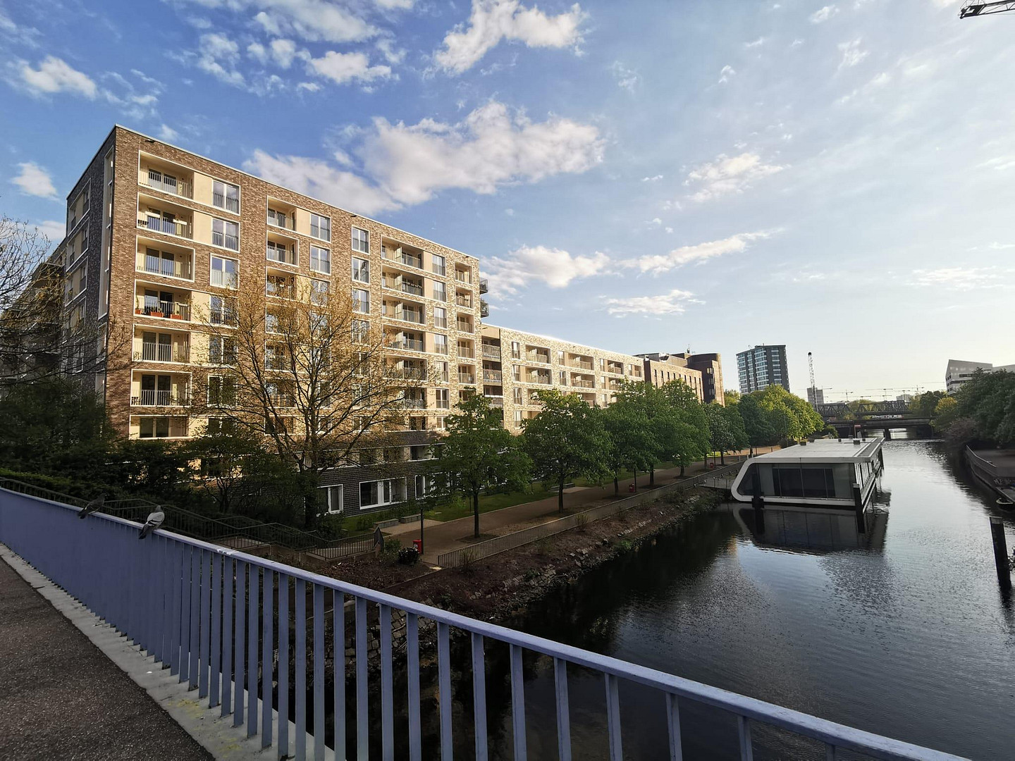 Wohnen am Wasser - Eigentumswohnung in begehrter Lage