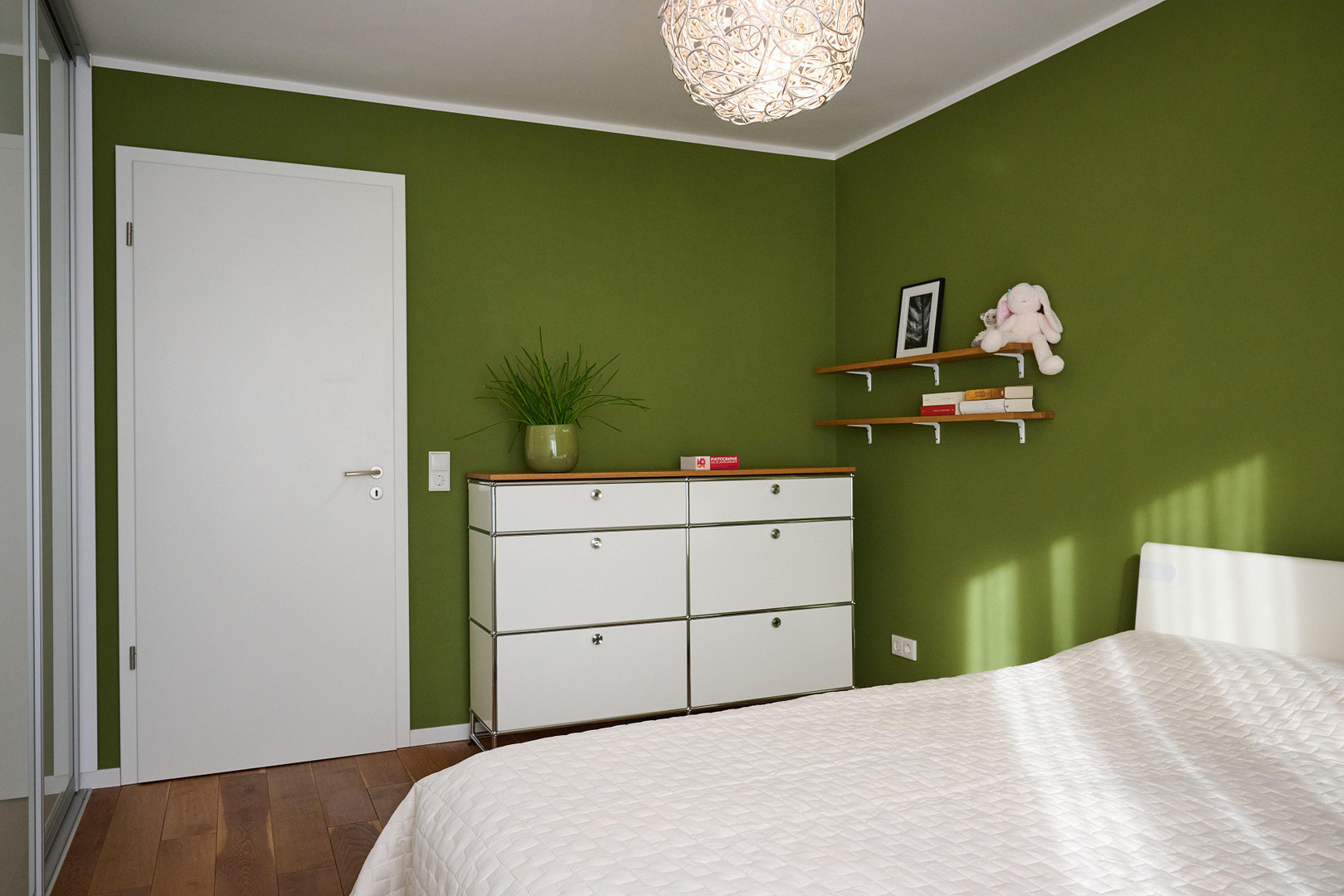 Renoviertes Highlight im schönen Golzheim (Prov.-frei), optional Garage & Stellplatz
