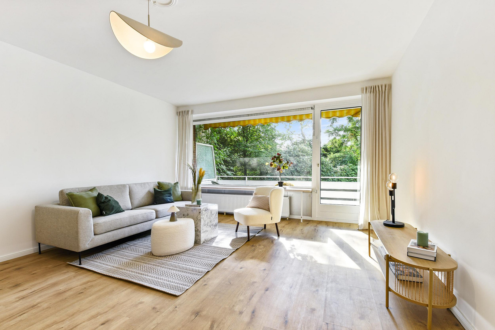 Moderne, sanierte 4-Zimmer Whg zum Erstbezug und Provisionsfrei