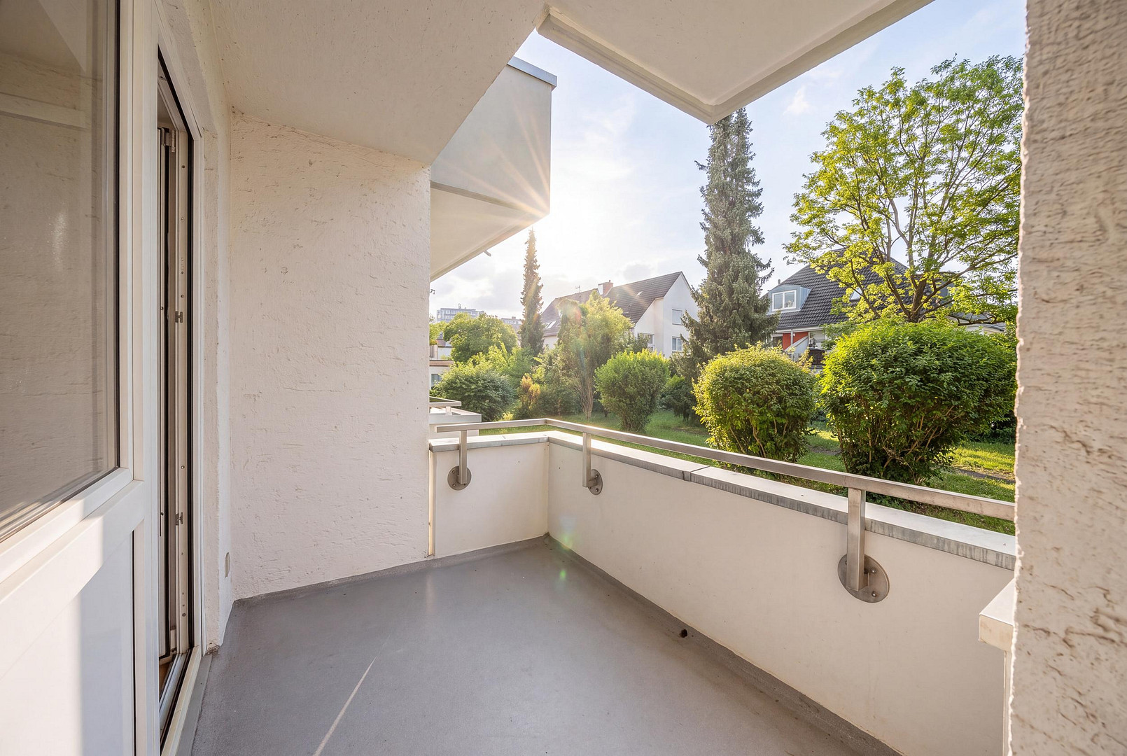 SELTENE GELEGENHEIT | 2 Zimmer Wohnung im Herzen von Schwabing, saniert, Jetzt Anfragen!