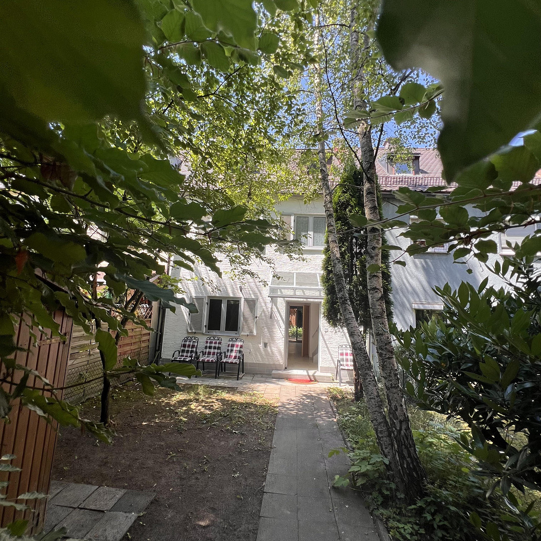 **OHNE MAKLER**TOP-LAGE**REIHENHAUS MÜNCHEN**MUSTERSIEDLUNG GARTENSCHAU**RUHIG**ZENTRAL**GRÜN**