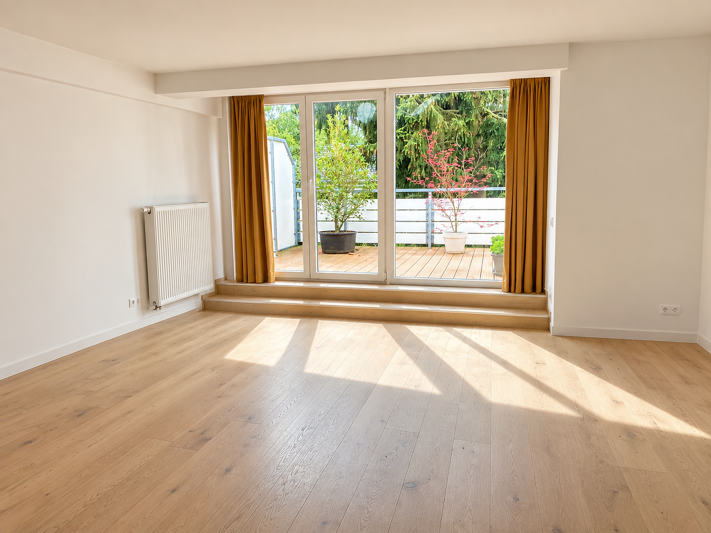 Helle Maisonette in Berlin-Frohnau, 3,5 ZKB, umlaufende Dachterasse, Teilgewerbe möglich!