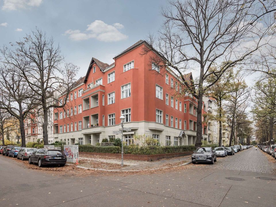 Altbauwohnung in beliebter Wilmersdorfer Lage mit Terrasse nahe Rüdesheimer Platz