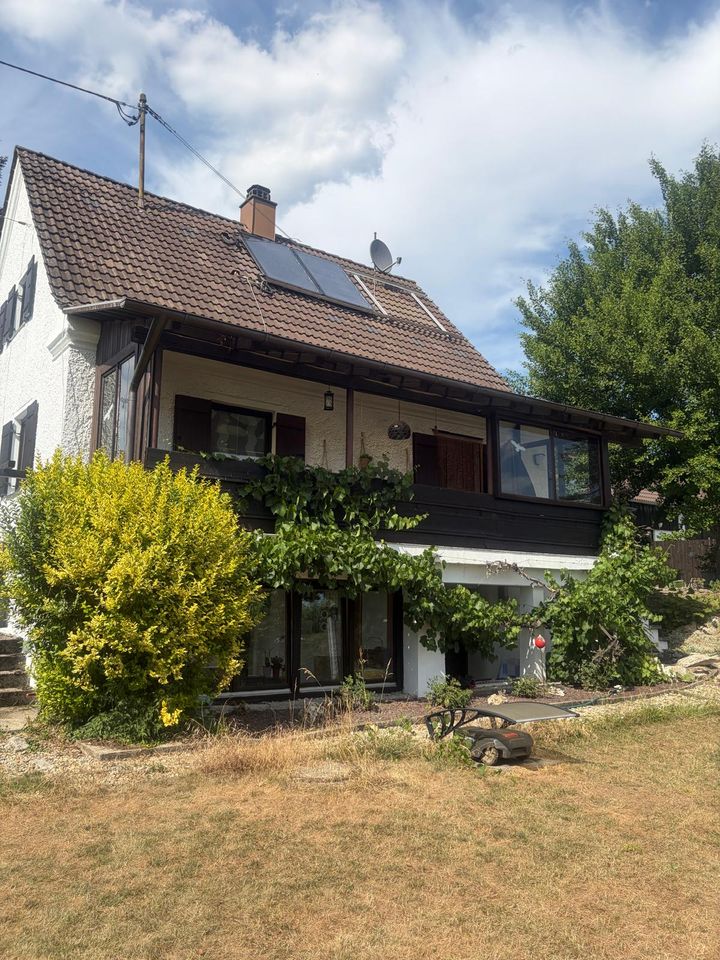 Einfamilienhaus mit Nebengebäude - provisionsfrei