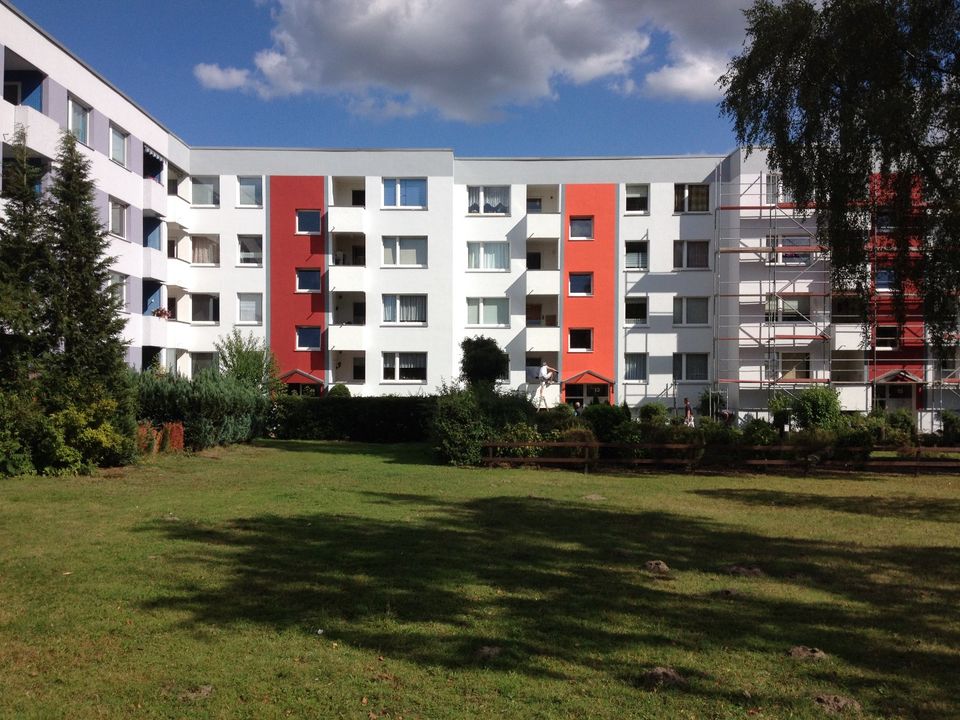 Helle 3-Zimmer-Wohnung mit 68 m² und Westbalkon *provisionsfrei*