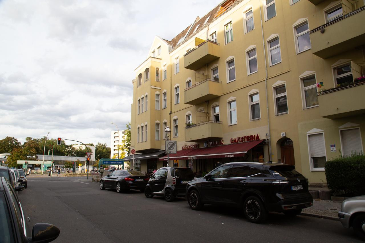 2-Zimmer -ETW mit Balkon in guter Lage Berlin Siemensstadt direkt vom Eigentümer