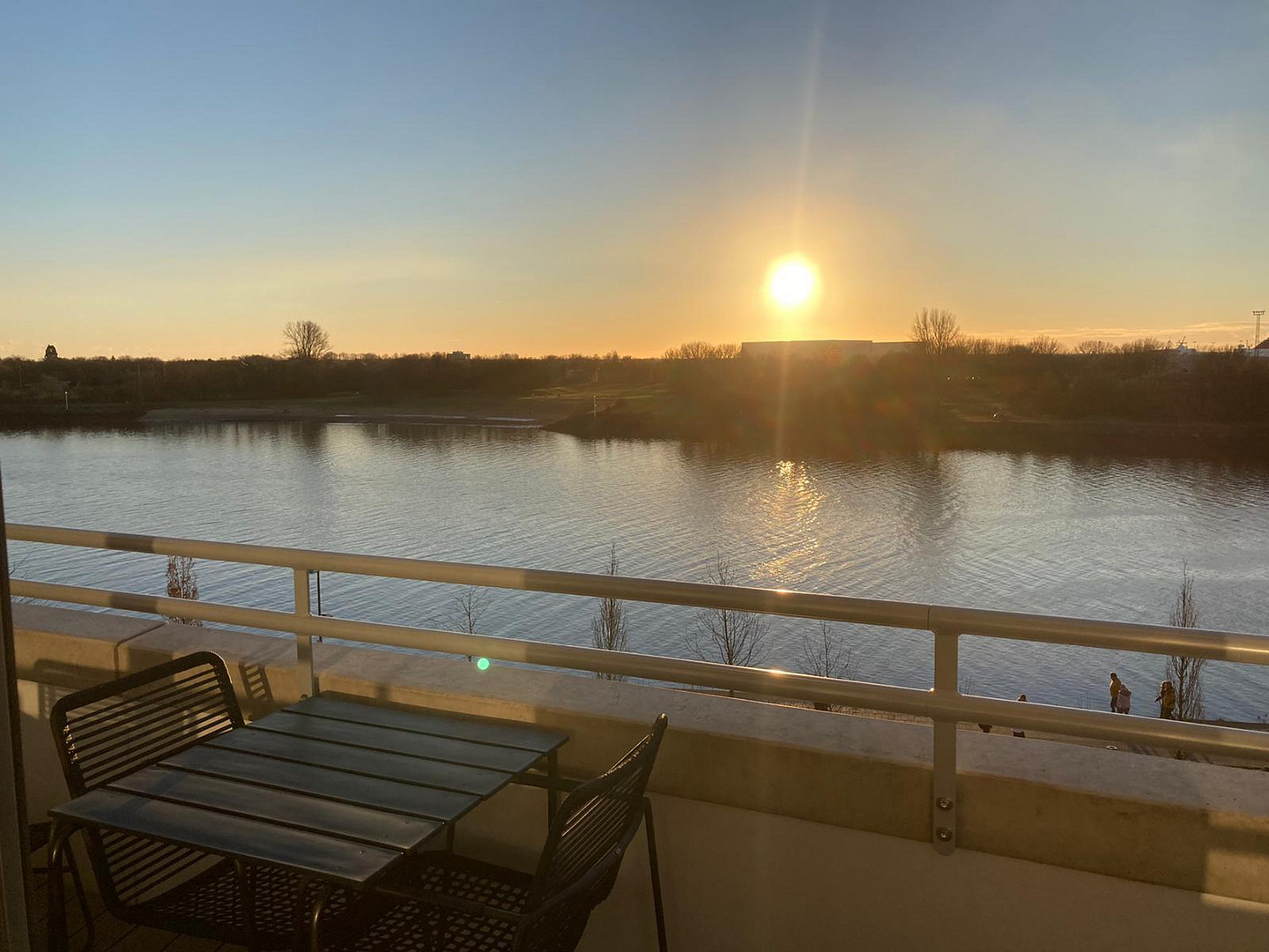 neuwertiges Luxus-Penthouse mit exklusiver Ausstattung  und traumhaften Weserblick in erster Reihe