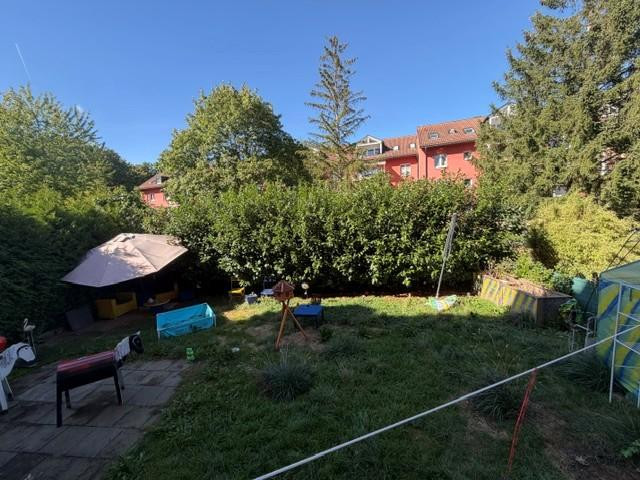 Schöne Erdgeschosswohnung mit Garten und Stellplatz